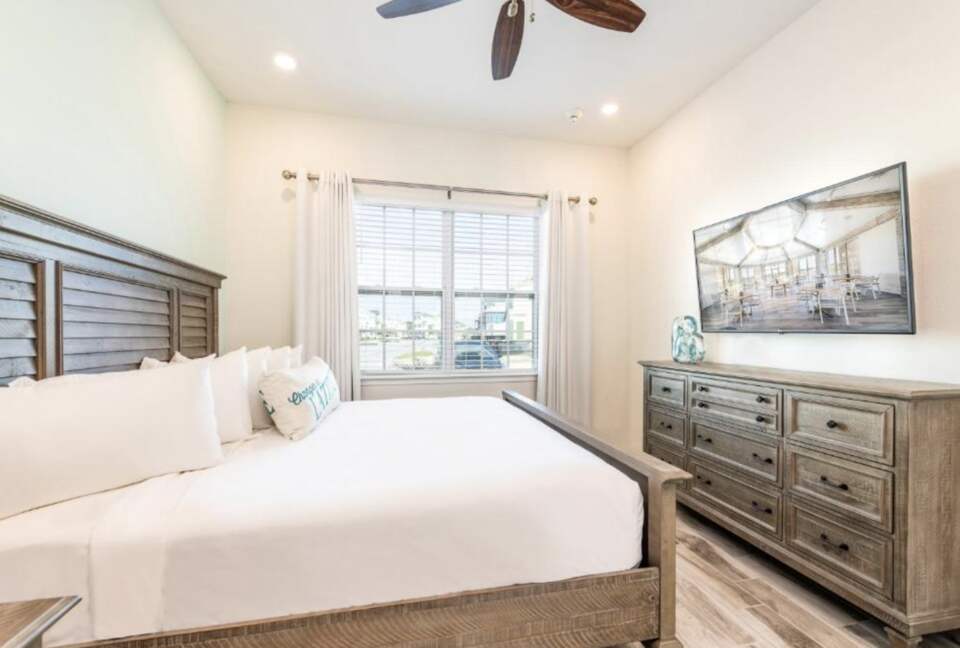 Margaritaville Retreat | Large home with Private Pool at Margaritaville near Disney - Kissimmee, Florida