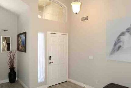 Scottsdale Home with a home office & private pool - Scottsdale, Arizona