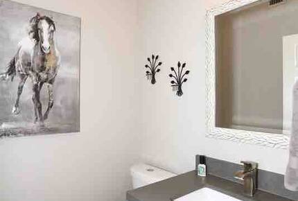 Scottsdale Home with a home office & private pool - Scottsdale, Arizona