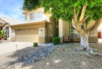 Scottsdale Home with a home office & private pool - Scottsdale, Arizona