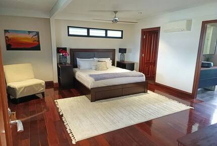 Lush Tropical Paradise Home | Darwin City - Stuart Park, Australia