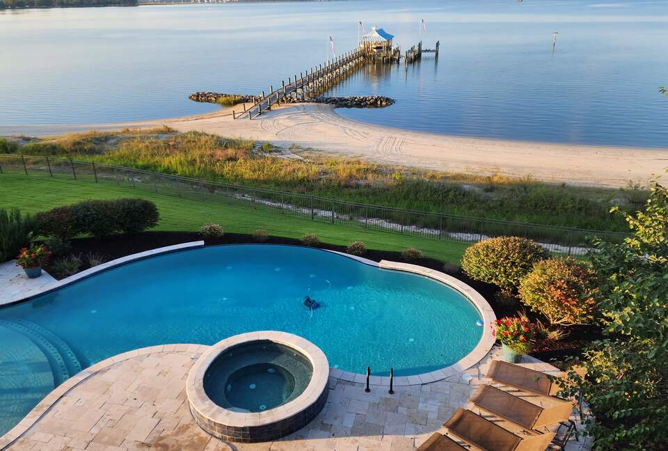 Luxury Estate on York River (2 miles wide) | In historic coastal Virginia - Barhamsville, Virginia