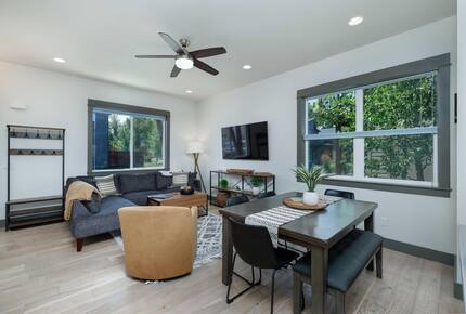 Comfortable family room area and kitchen table for six