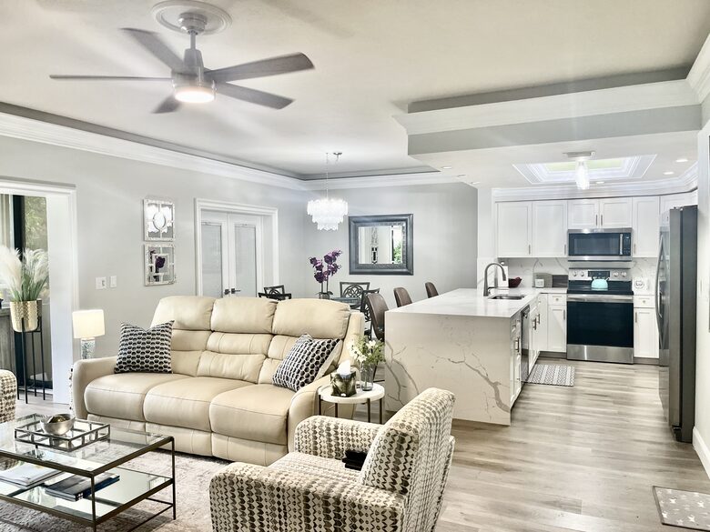 Kitchen/Dining/Living room