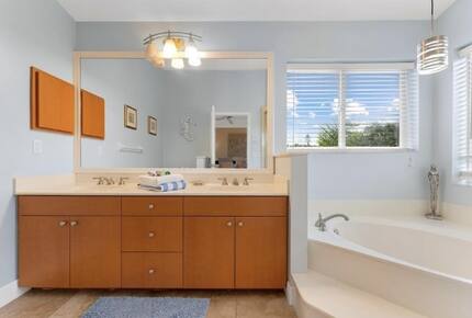 Quiet luxury on Siesta Key! - Sarasota, Florida