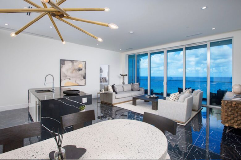 FIN | Three Bedroom Single Level Residence | International Property Award Winner - George Town, Cayman Islands