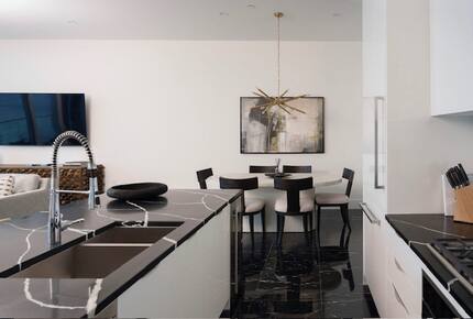 FIN | Three Bedroom Single Level Residence | International Property Award Winner - George Town, Cayman Islands