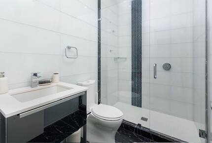 FIN | Three Bedroom Single Level Residence | International Property Award Winner - George Town, Cayman Islands