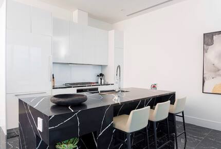 FIN | Three Bedroom Single Level Residence | International Property Award Winner - George Town, Cayman Islands