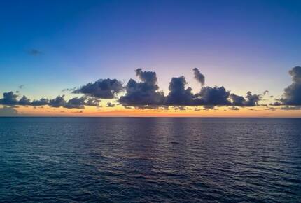 FIN | Three Bedroom Single Level Residence | International Property Award Winner - George Town, Cayman Islands