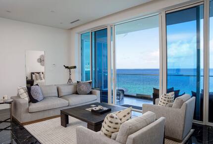 FIN | Three Bedroom Single Level Residence | International Property Award Winner - George Town, Cayman Islands