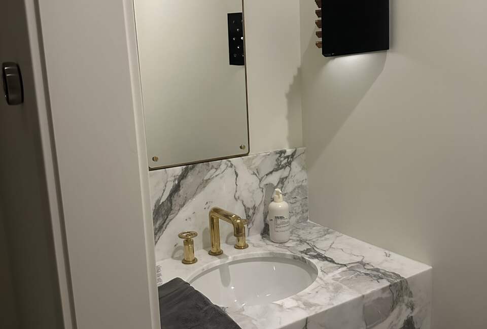 Lovely home overlooking the stunning Nordic Mountain Ski Resort - Eden, Utah