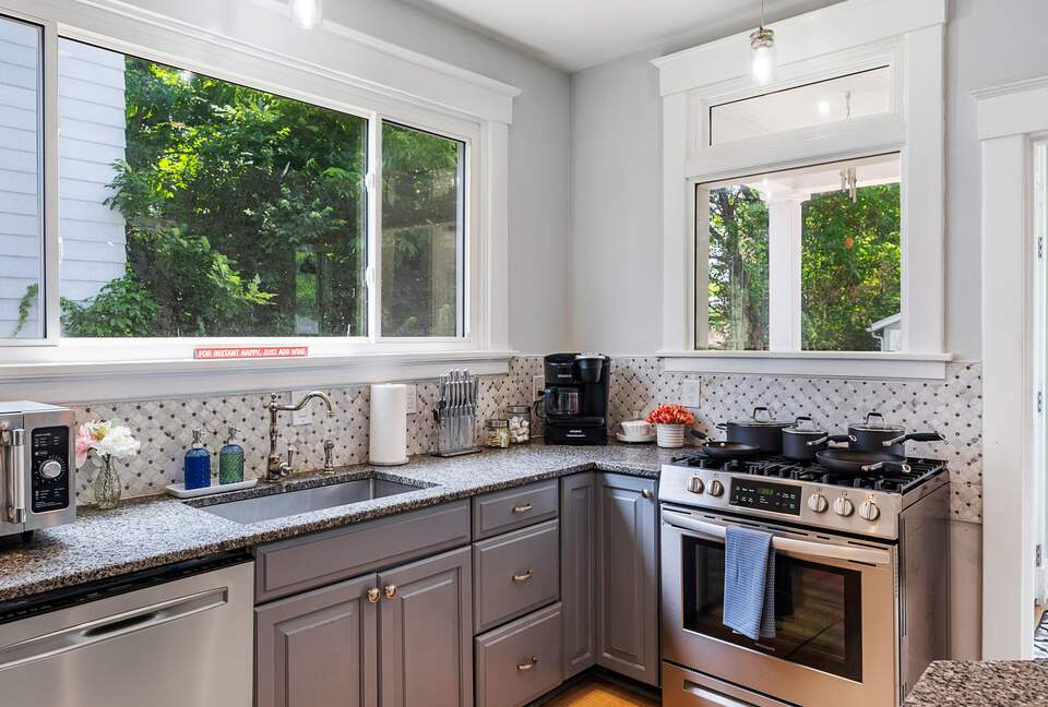 Spacious Retreat Packed with Amenities - Cincinnati, Ohio