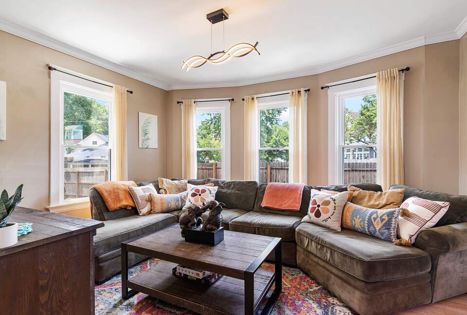 Spacious Retreat Packed with Amenities - Cincinnati, Ohio