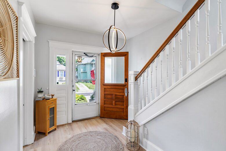 Spacious Retreat Packed with Amenities - Cincinnati, Ohio