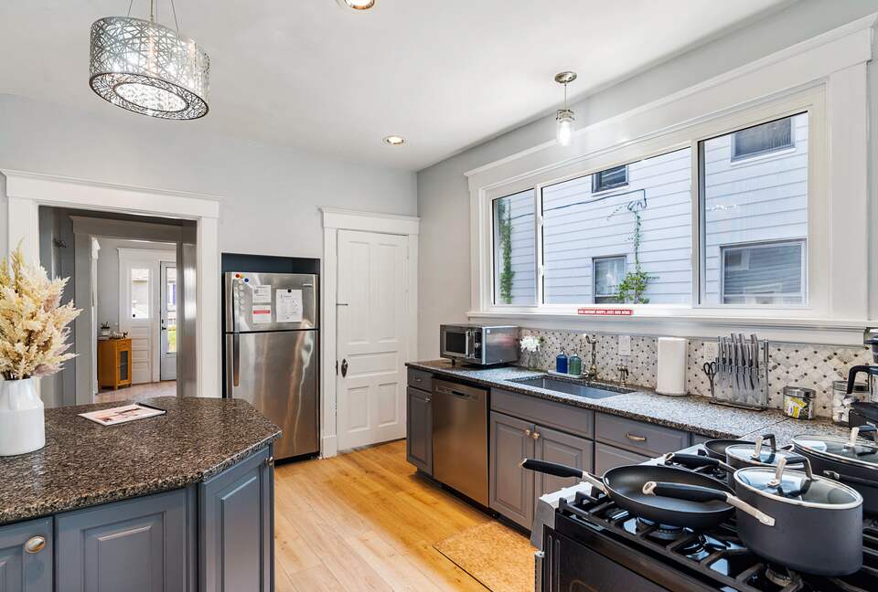 Spacious Retreat Packed with Amenities - Cincinnati, Ohio