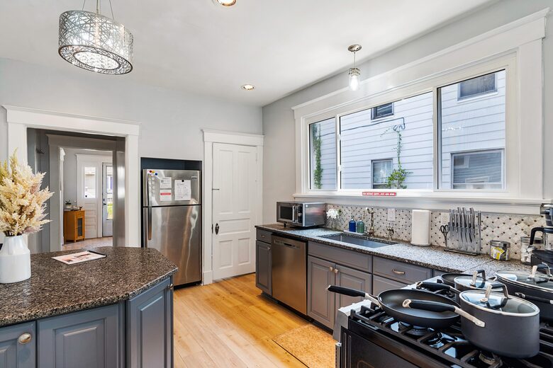 Spacious Retreat Packed with Amenities - Cincinnati, Ohio