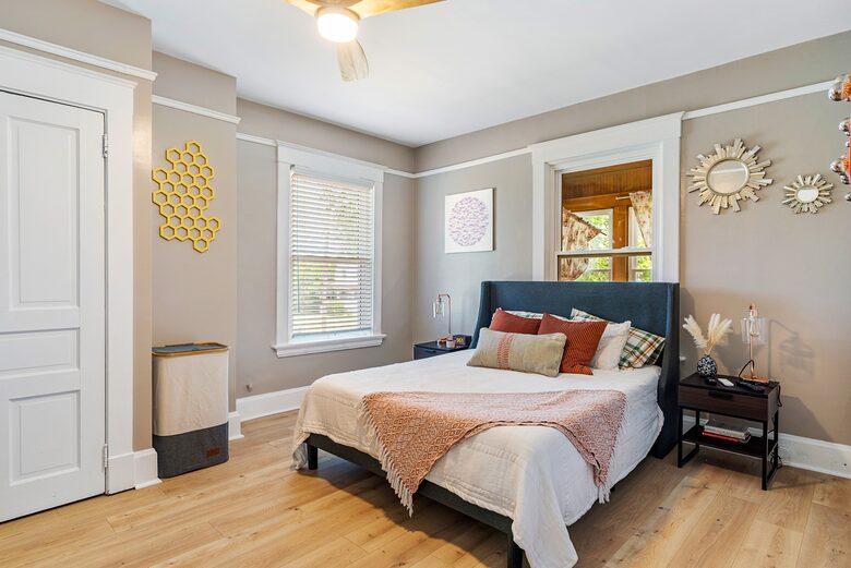 Spacious Retreat Packed with Amenities - Cincinnati, Ohio