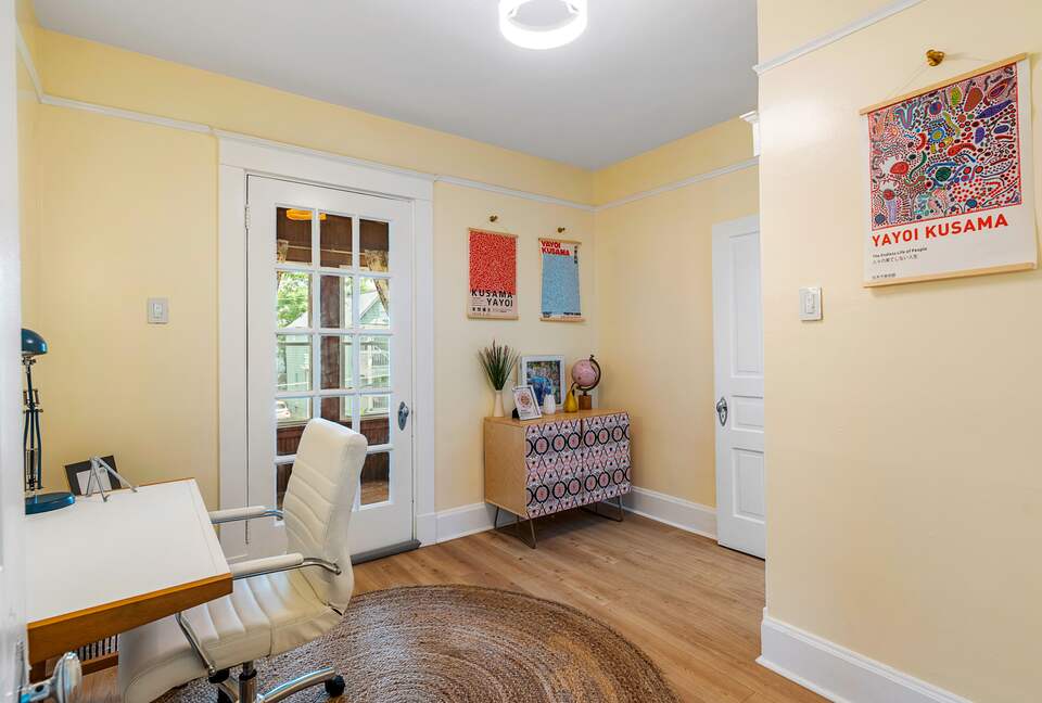 Spacious Retreat Packed with Amenities - Cincinnati, Ohio