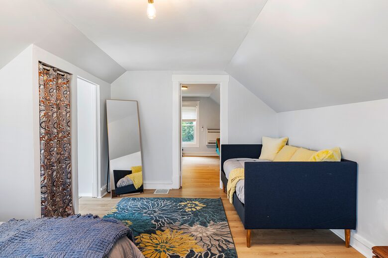 Spacious Retreat Packed with Amenities - Cincinnati, Ohio