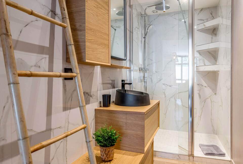 Loft Bone - Cannes, France