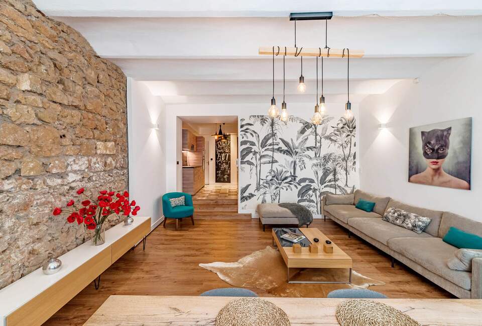 Loft Bone - Cannes, France