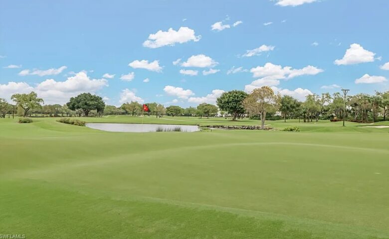 Pelican Bay | Walk to Beach with Private Beach Clubs - Naples, Florida