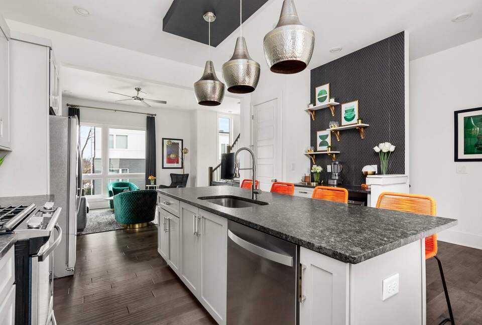 Vibe | Trendy East Nashville Townhome - Nashville, Tennessee