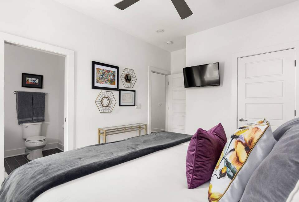 Vibe | Trendy East Nashville Townhome - Nashville, Tennessee