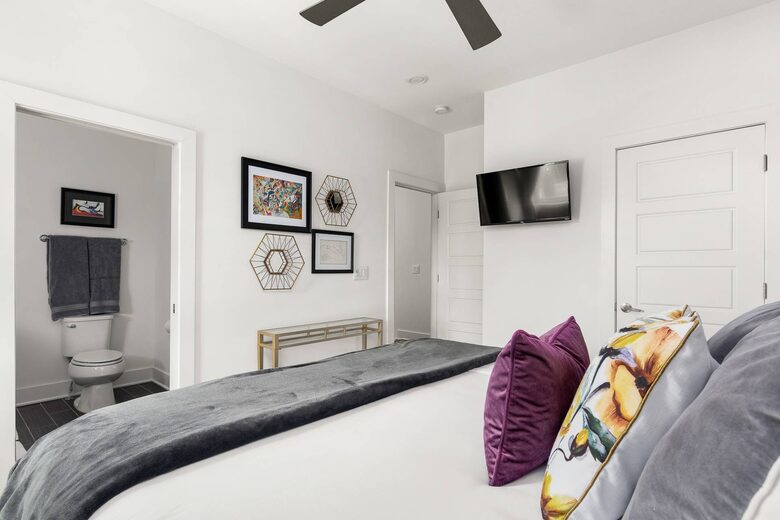 Vibe | Trendy East Nashville Townhome - Nashville, Tennessee