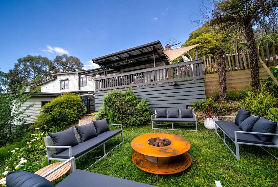 Healesville Dacha - Healesville, Australia