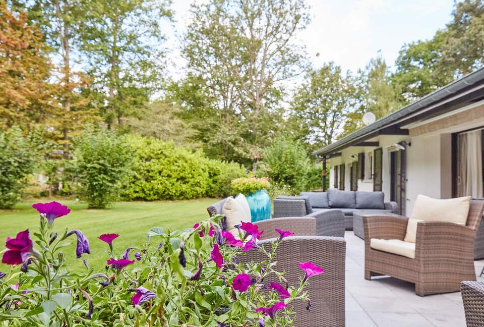 Modern house at Golf Domaine de Clairis - Savigny-sur-Clairis, France