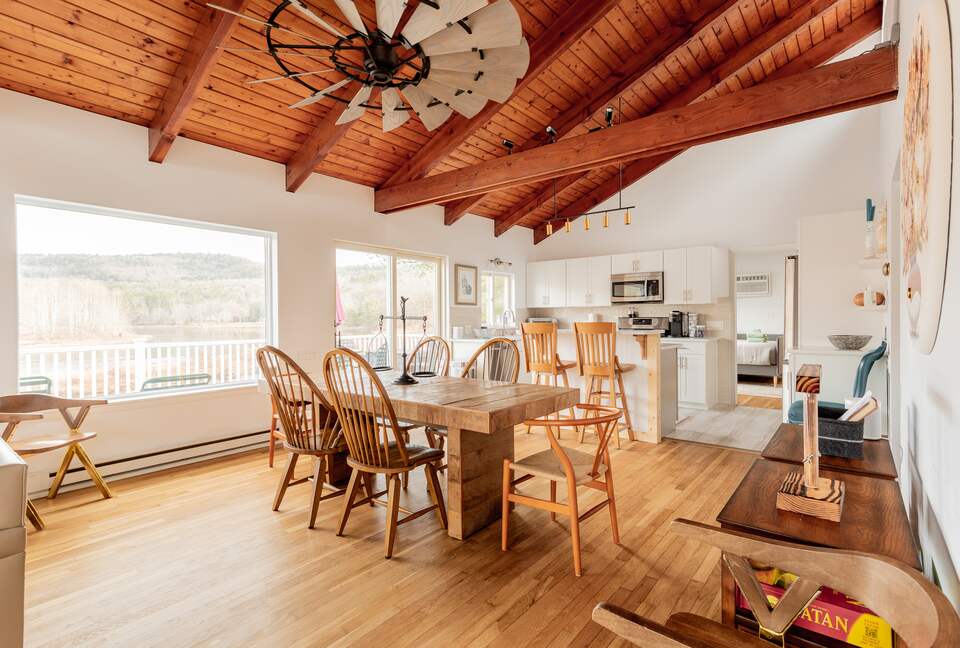 Peaceful Retreat on Delaware River | With a Hot tub & Game Room - Narrowsburg, New York