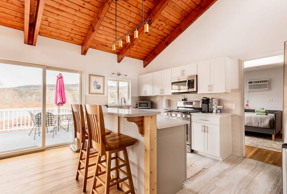 Peaceful Retreat on Delaware River | With a Hot tub & Game Room - Narrowsburg, New York