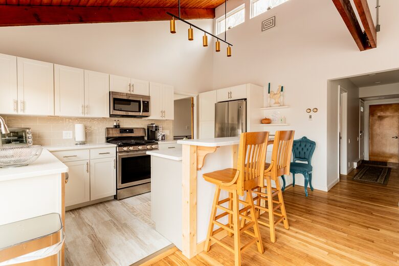 Peaceful Retreat on Delaware River | With a Hot tub & Game Room - Narrowsburg, New York