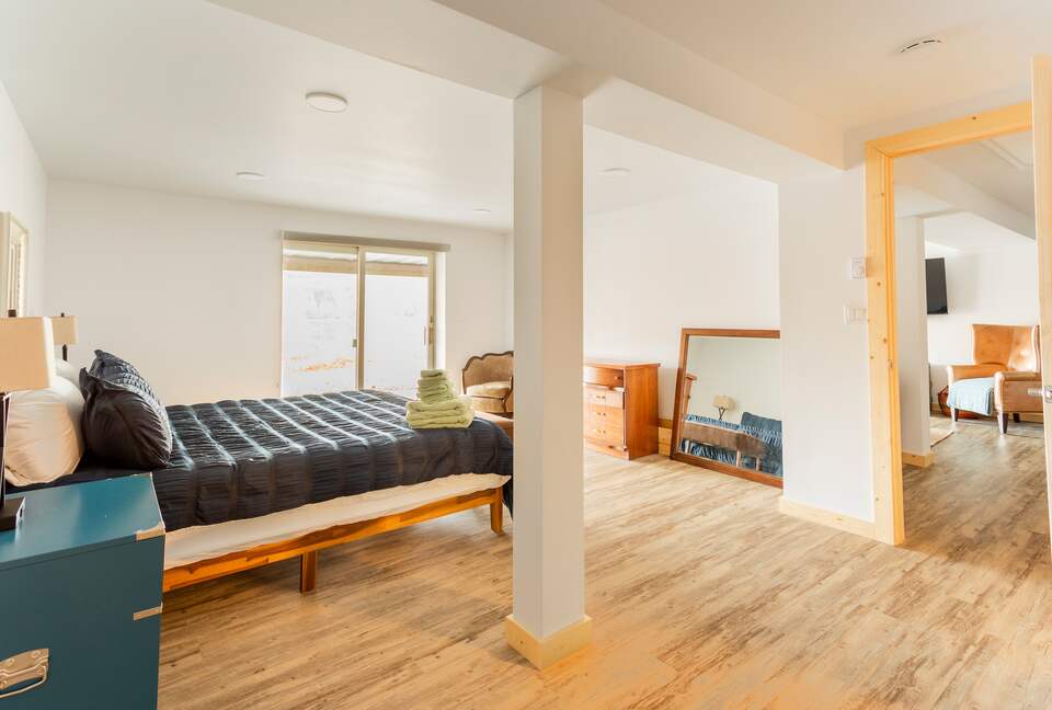 Peaceful Retreat on Delaware River | With a Hot tub & Game Room - Narrowsburg, New York