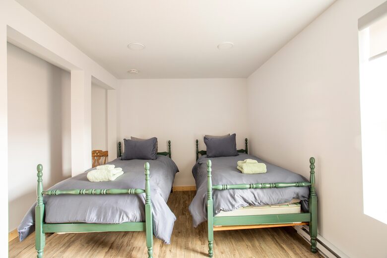 Peaceful Retreat on Delaware River | With a Hot tub & Game Room - Narrowsburg, New York