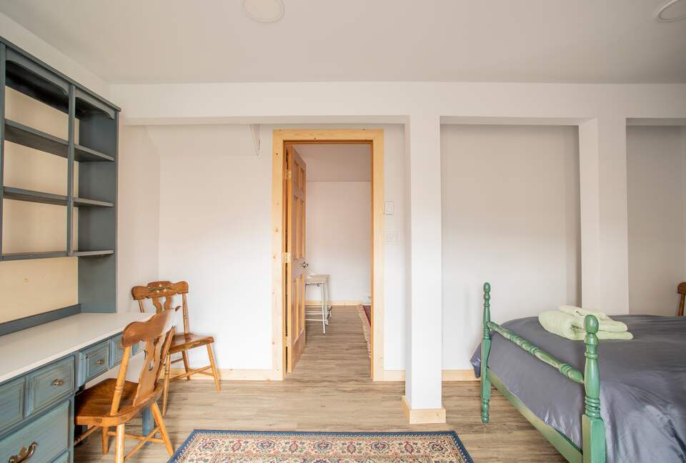 Peaceful Retreat on Delaware River | With a Hot tub & Game Room - Narrowsburg, New York