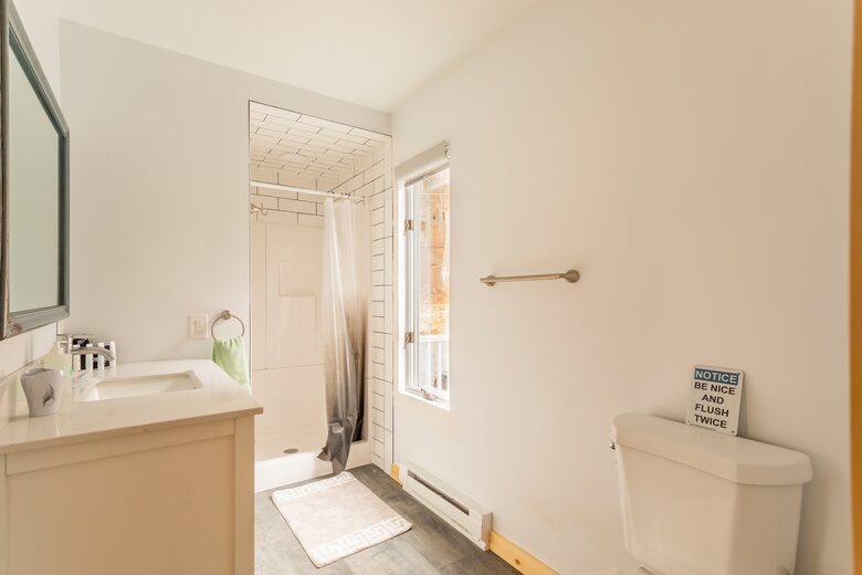 Peaceful Retreat on Delaware River | With a Hot tub & Game Room - Narrowsburg, New York