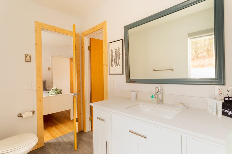 Peaceful Retreat on Delaware River | With a Hot tub & Game Room - Narrowsburg, New York