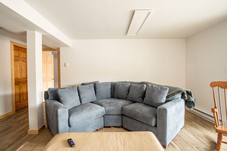 Peaceful Retreat on Delaware River | With a Hot tub & Game Room - Narrowsburg, New York