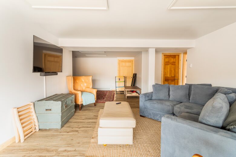 Peaceful Retreat on Delaware River | With a Hot tub & Game Room - Narrowsburg, New York