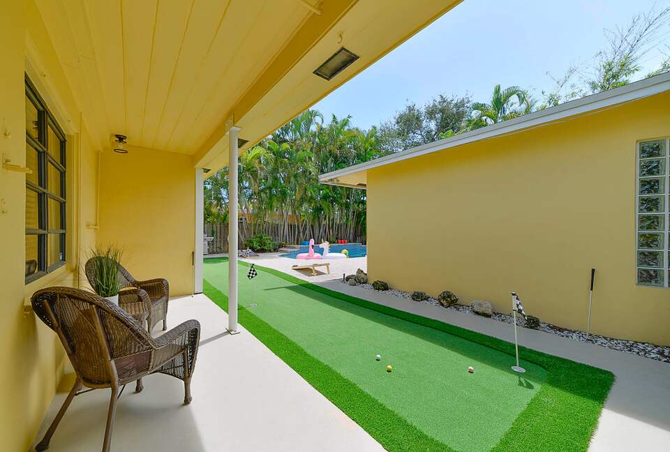 Spacious Villa with 9 bedrooms, pool, and great location! - Fort Lauderdale, Florida