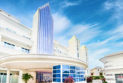 FIN | Three Bedroom Single Level Residence | International Property Award Winner - George Town, Cayman Islands