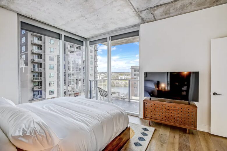 Natiivo Austin Clementine - Austin, Texas