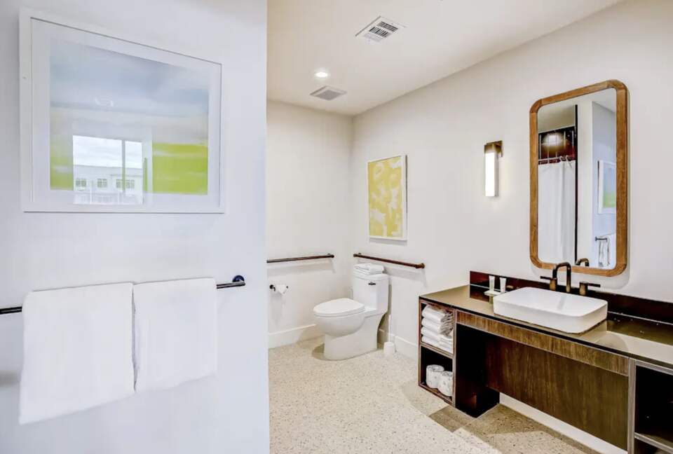 Natiivo Austin Clementine - Austin, Texas