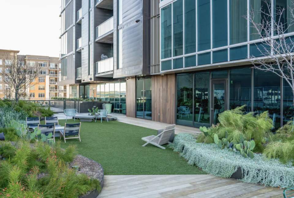 Natiivo Austin Clementine - Austin, Texas