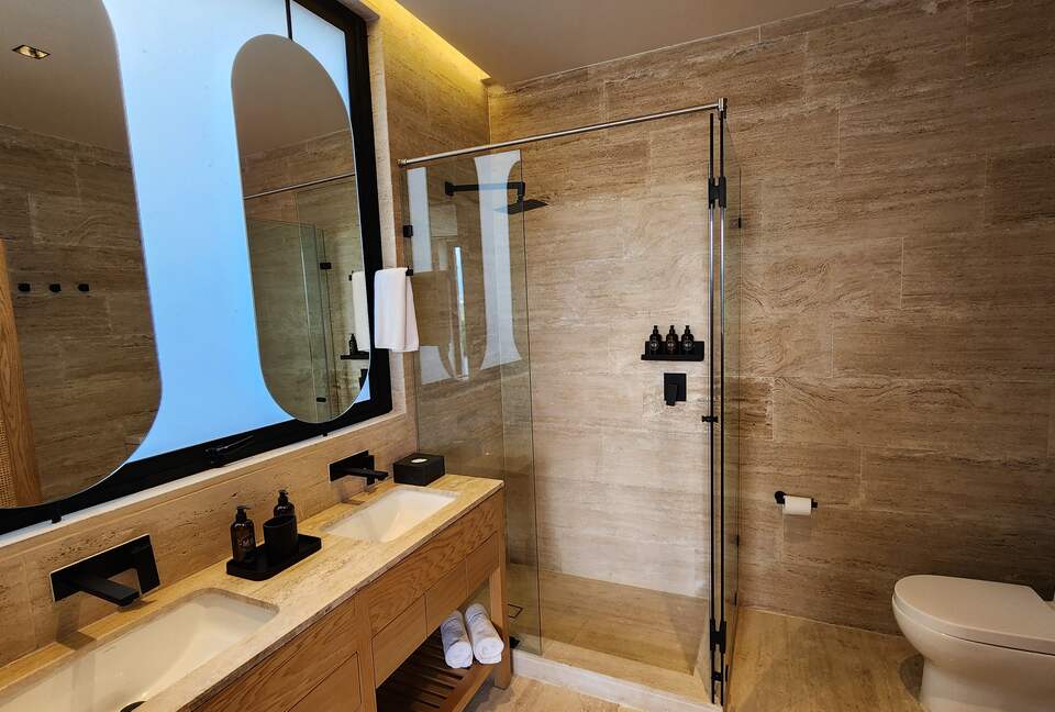 Signature Residence at SISU Fractional Residences - Valle de Bravo, Mexico