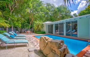 Fresh Coastal House at Florida Keys - Key Largo, Florida