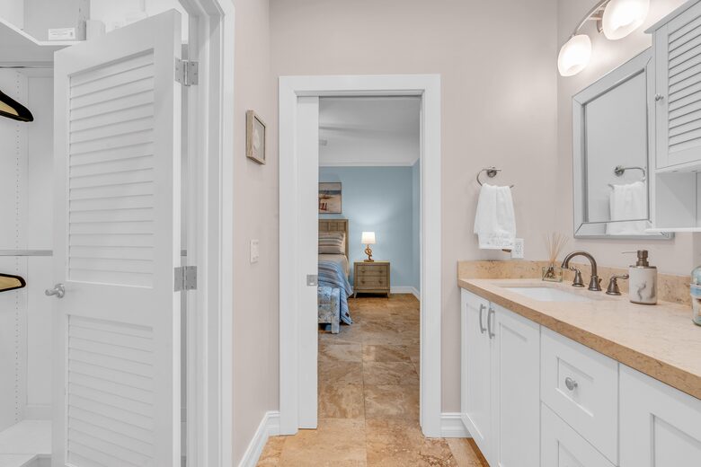 Fresh Coastal House at Florida Keys - Key Largo, Florida